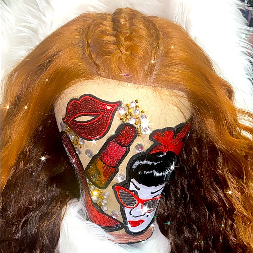 Custom manikin head